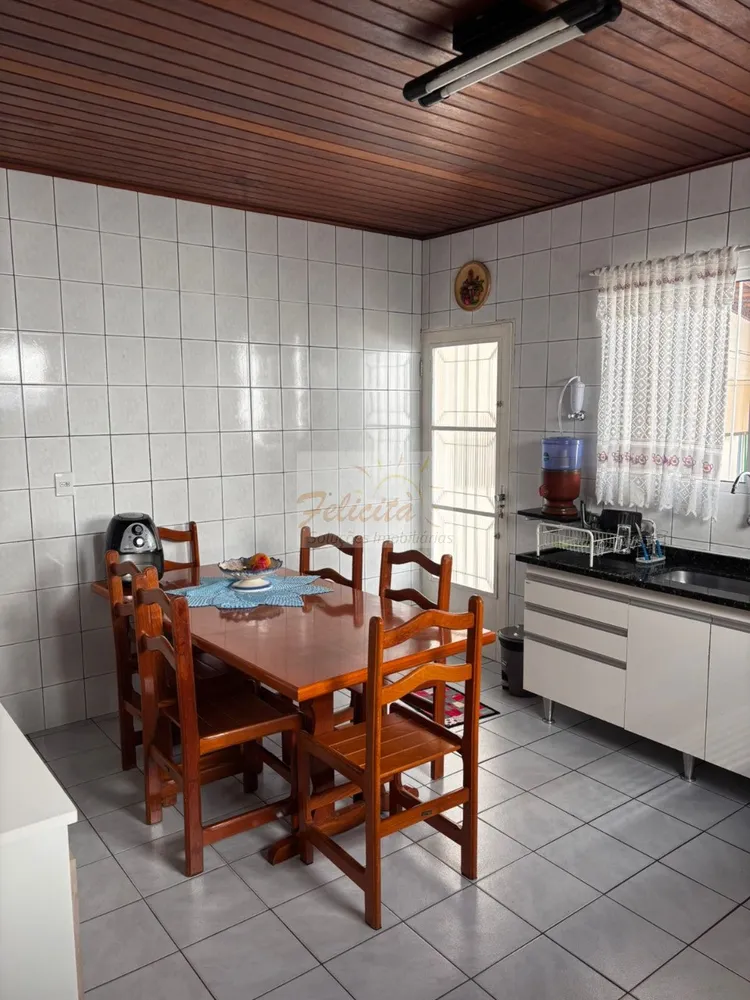 Casa, 3 quartos, 250 m² - Foto 5