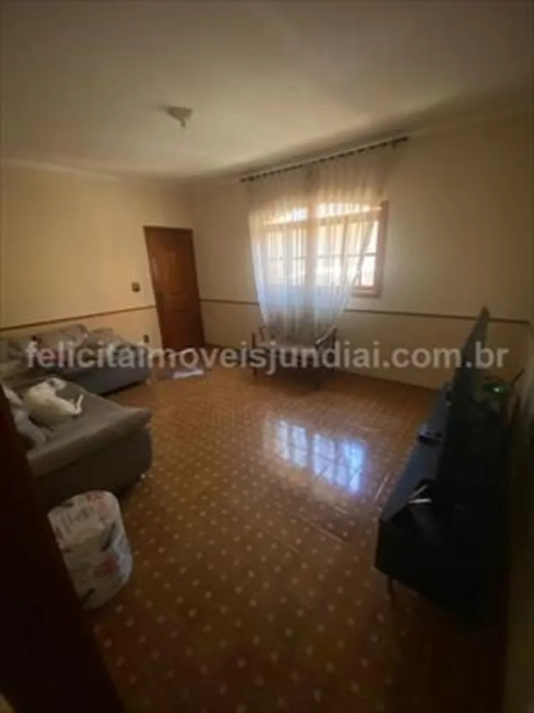 Casa, 3 quartos, 242 m² - Foto 1