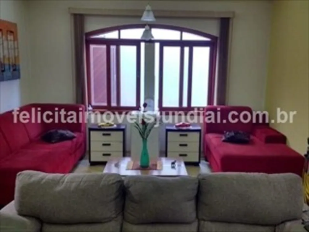 Casa, 3 quartos, 220 m² - Foto 1