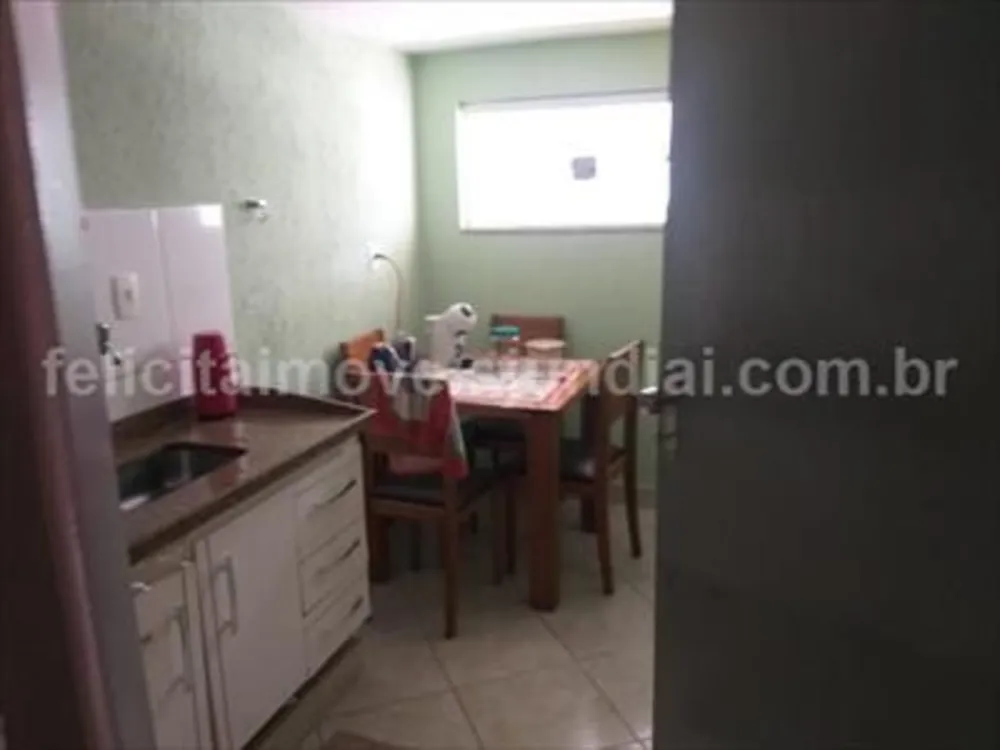 Casa, 6 quartos, 195 m² - Foto 2