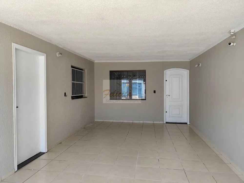 Casa, 3 quartos, 180 m² - Foto 1