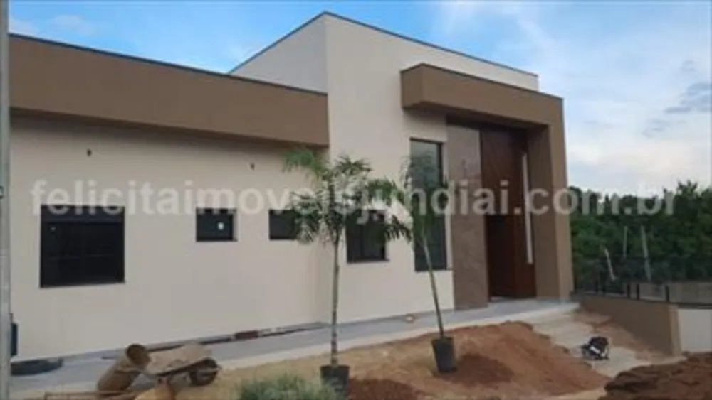 Casa, 3 quartos, 236 m² - Foto 1