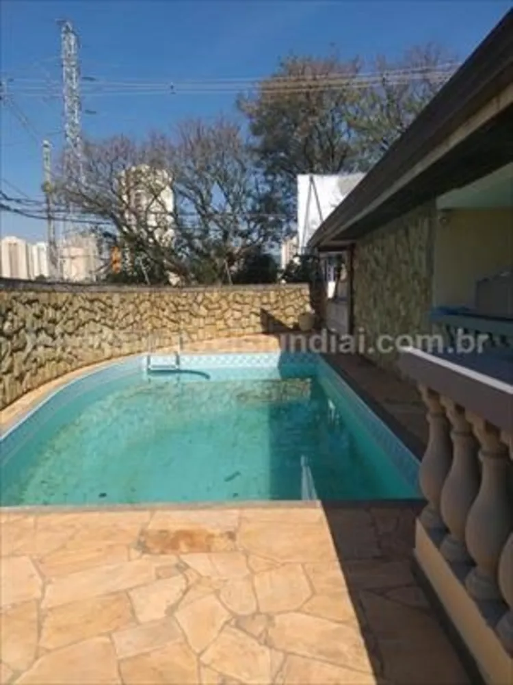 Casa, 3 quartos, 250 m² - Foto 1