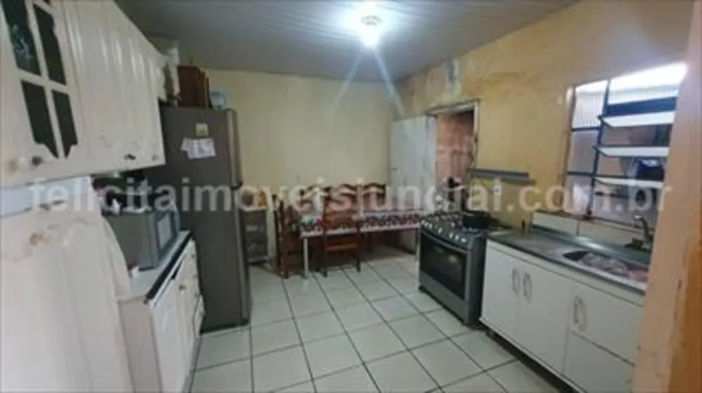 Casa, 4 quartos, 180 m² - Foto 2