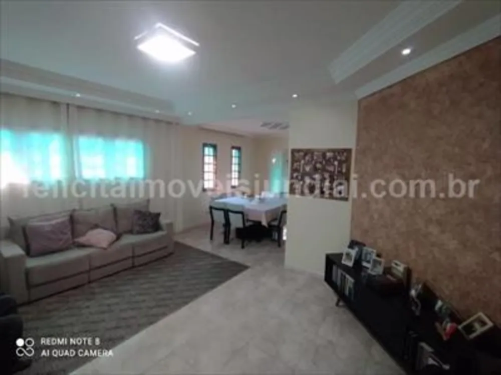 Casa, 4 quartos, 260 m² - Foto 2