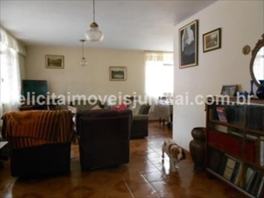Casa, 3 quartos, 229 m² - Foto 1