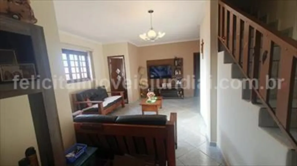 Casa, 3 quartos, 186 m² - Foto 1
