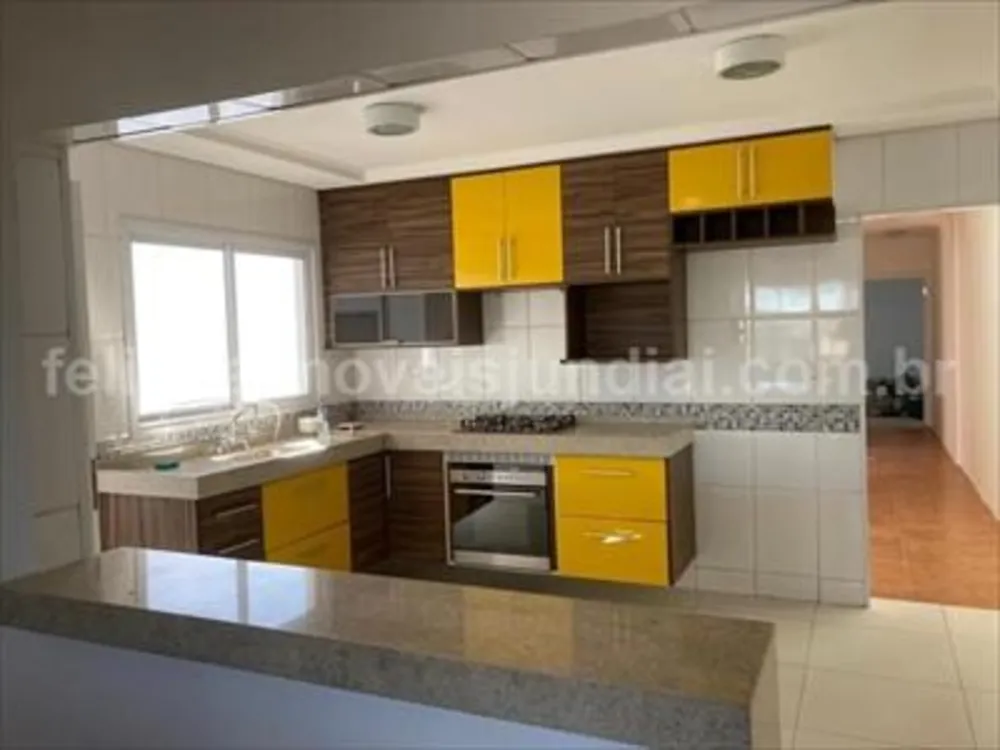 Casa, 3 quartos, 141 m² - Foto 1