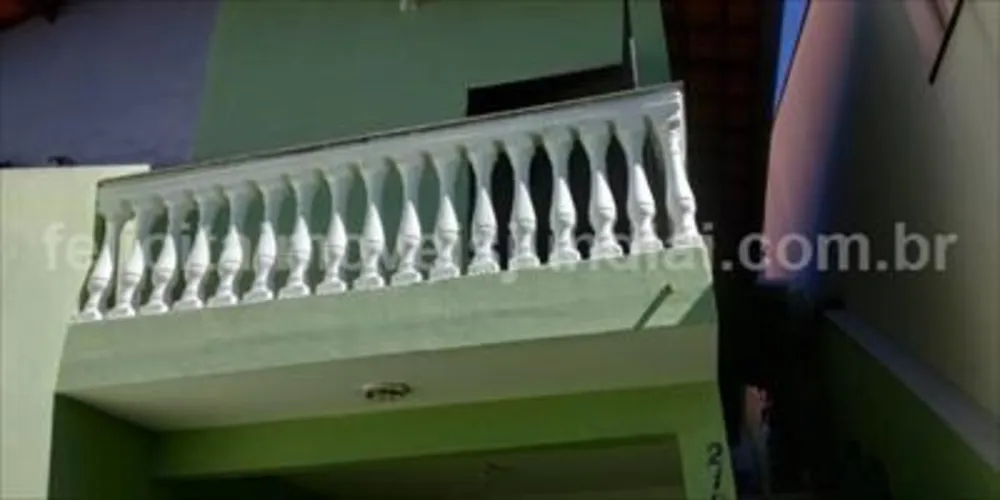 Casa, 2 quartos, 175 m² - Foto 1