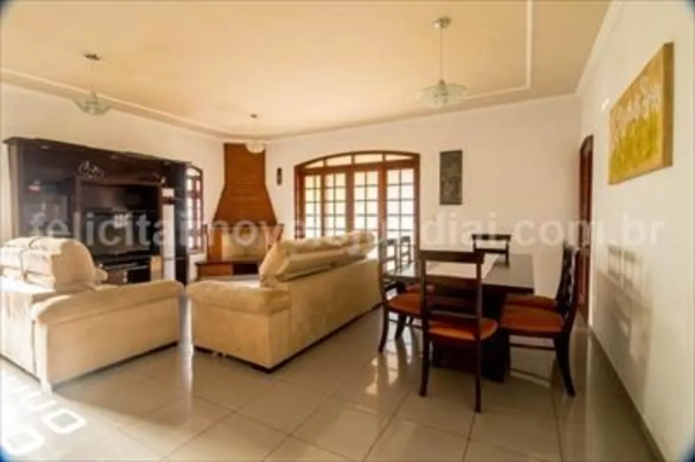 Casa, 4 quartos, 340 m² - Foto 1