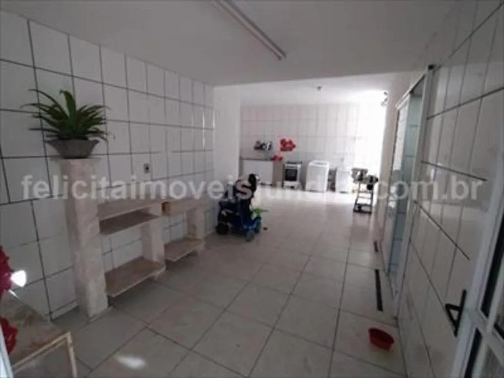 Casa, 3 quartos, 239 m² - Foto 9