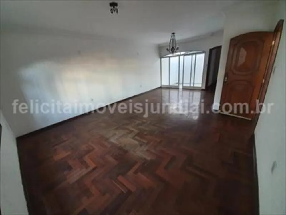 Casa, 3 quartos, 200 m² - Foto 1