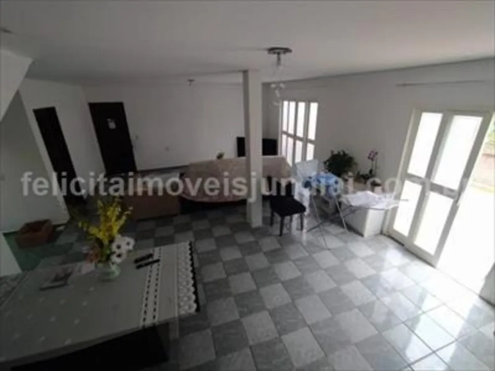 Casa, 3 quartos, 270 m² - Foto 1