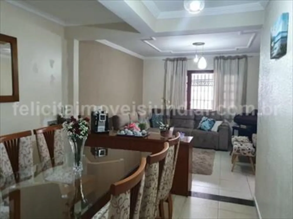 Casa, 3 quartos, 213 m² - Foto 1