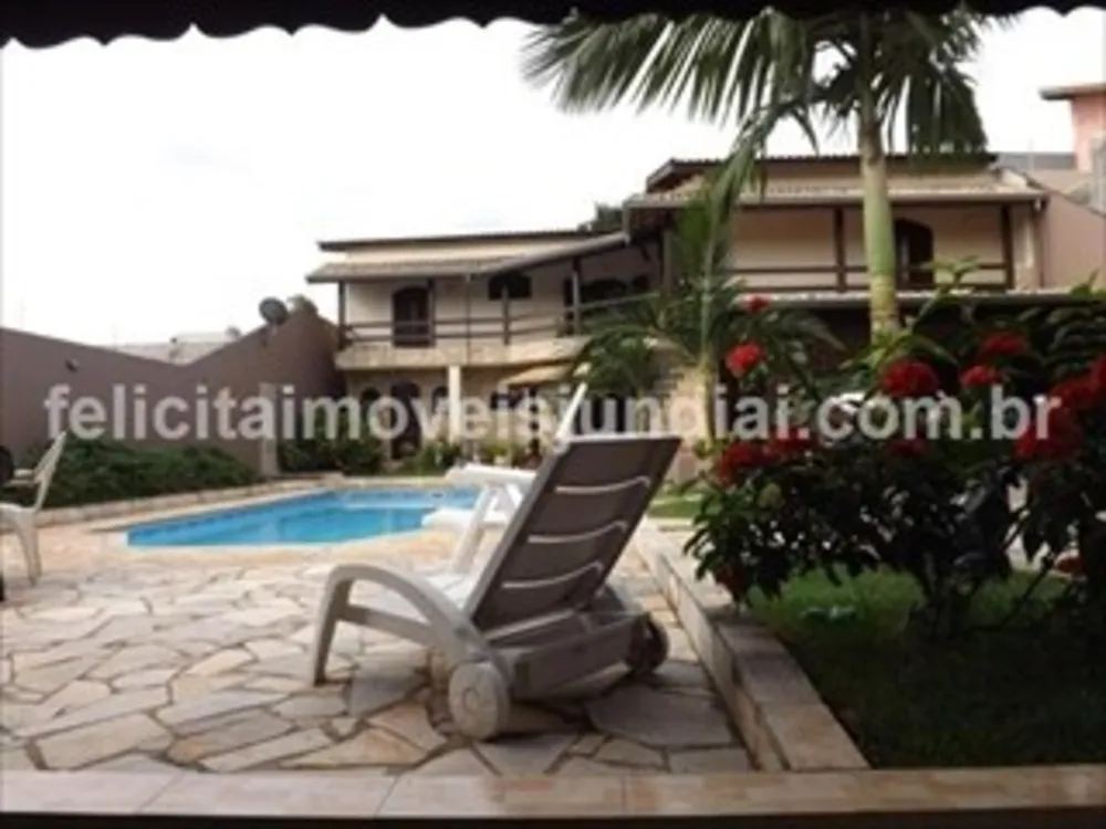 Casa, 4 quartos, 276 m² - Foto 1