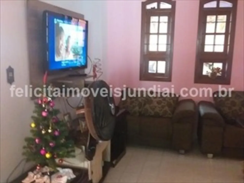 Casa, 3 quartos, 210 m² - Foto 1