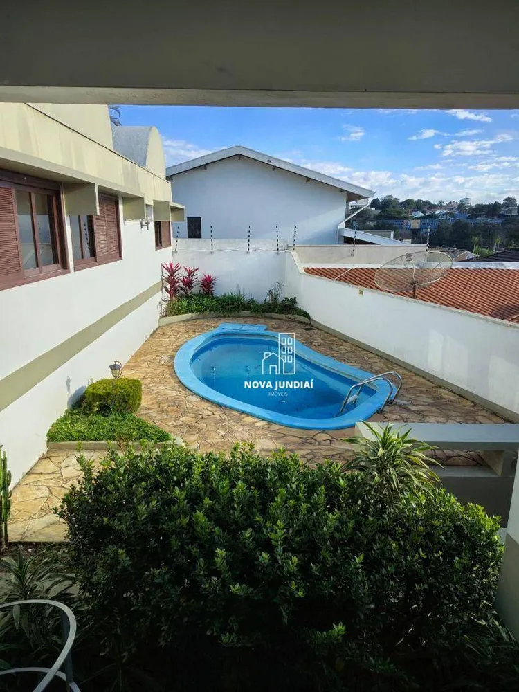 Casa, 3 quartos, 317 m² - Foto 1