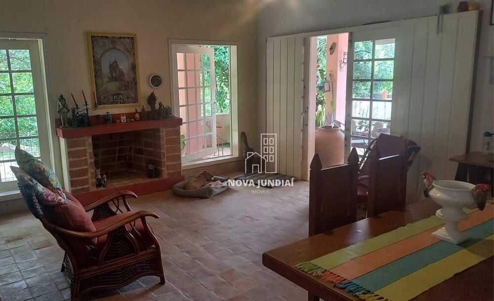 Chácara à venda com 2 quartos, 230M2 - Foto 1
