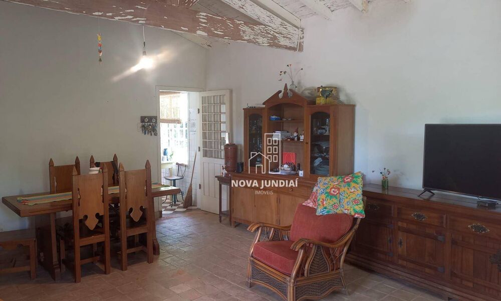 Chácara à venda com 2 quartos, 230M2 - Foto 2