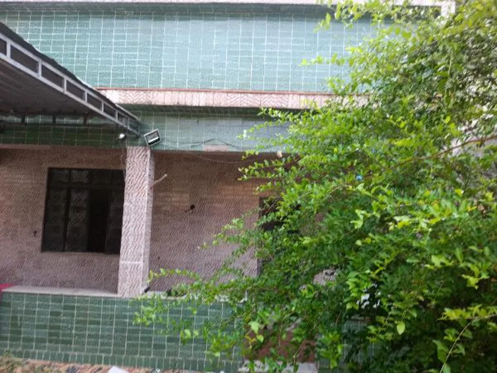Casa, 2 quartos, 240 m² - Foto 2