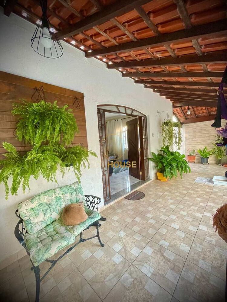 Casa, 3 quartos, 160 m² - Foto 2