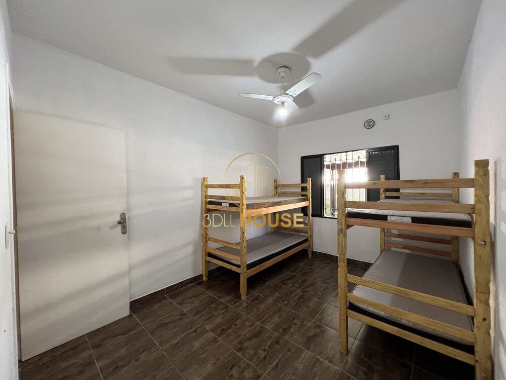 Casa, 3 quartos, 297 m² - Foto 1