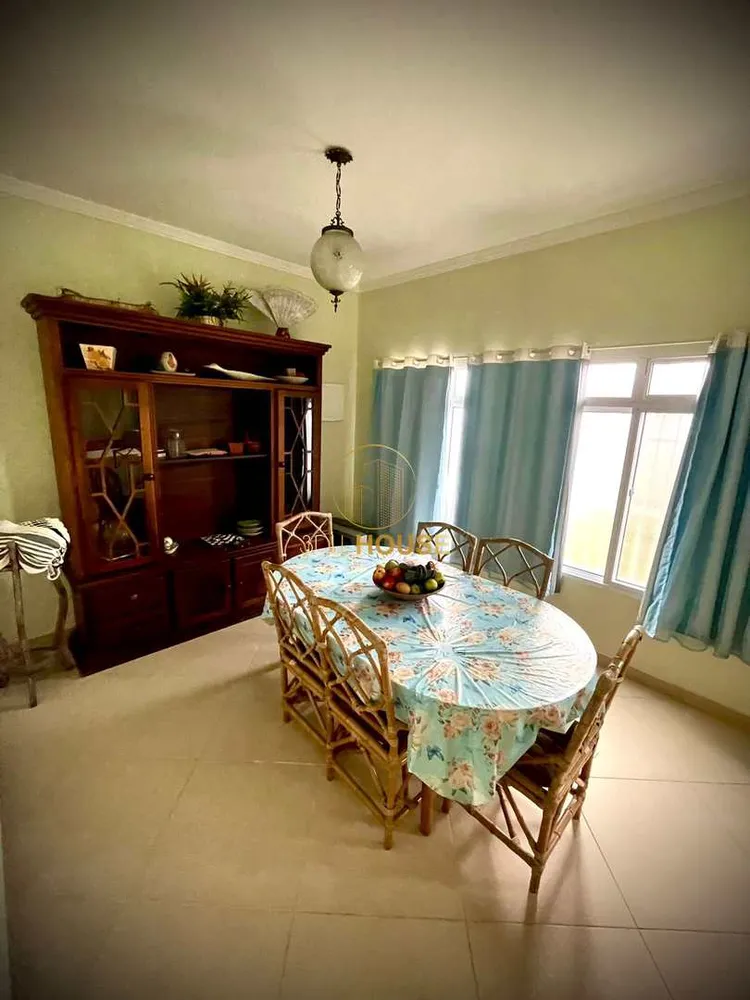 Casa, 7 quartos, 300 m² - Foto 1