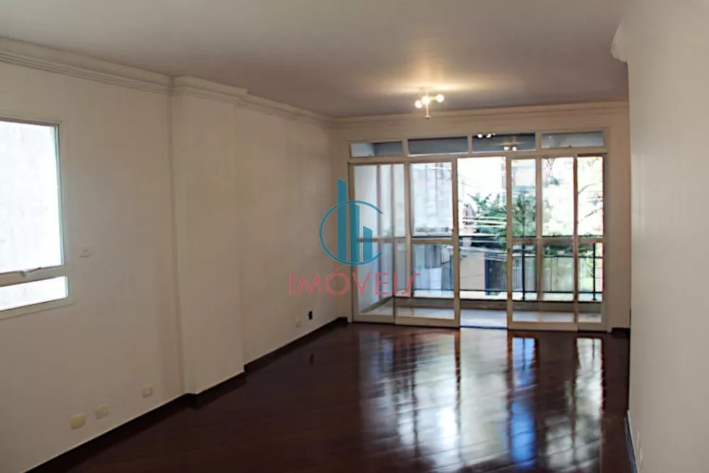 Apartamento à venda com 3 quartos, 190m² - Foto 1