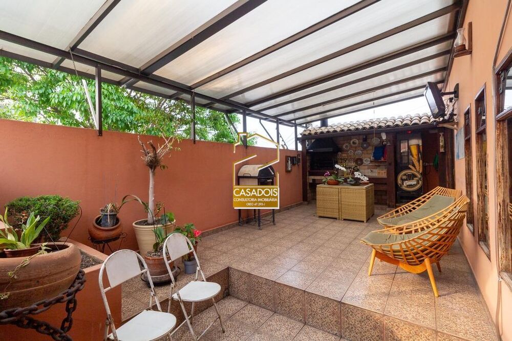 Casa, 3 quartos, 177 m² - Foto 1