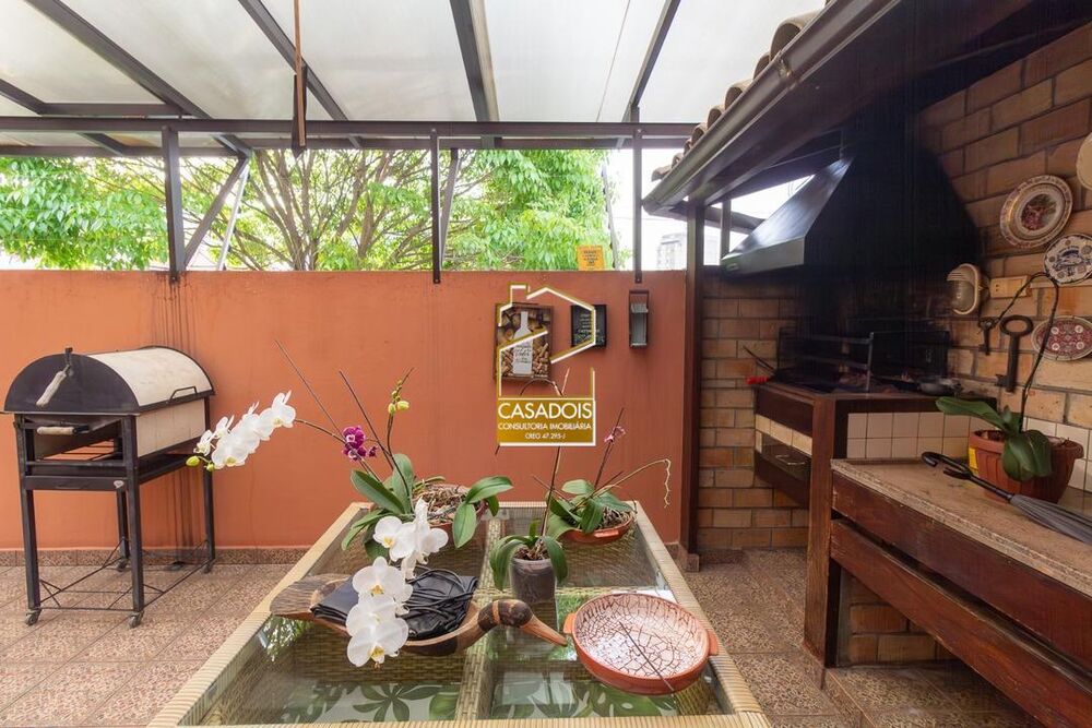 Casa, 3 quartos, 177 m² - Foto 2