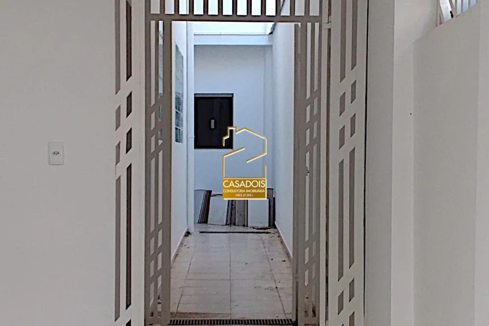 Casa, 3 quartos, 202 m² - Foto 3