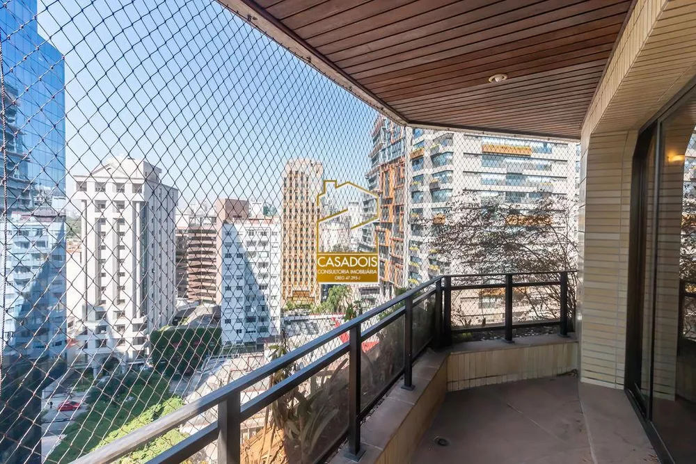 Apartamento, 3 quartos, 240 m² - Foto 6