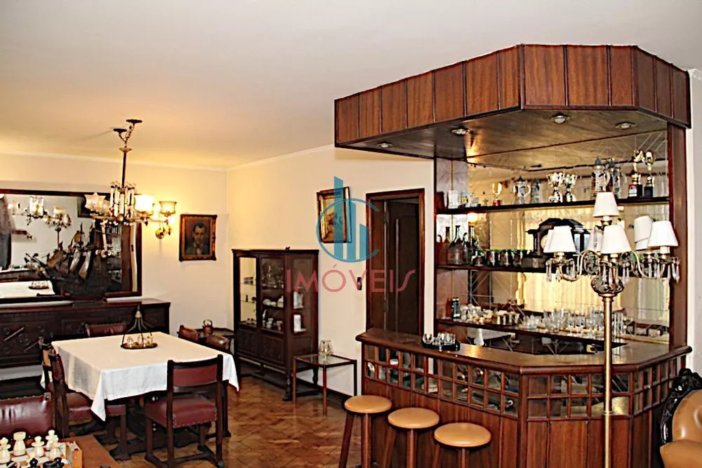 Casa, 3 quartos, 421 m² - Foto 1