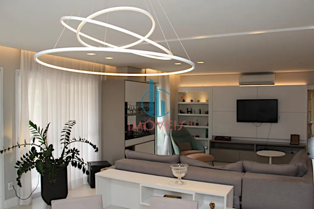 Apartamento, 3 quartos, 154 m² - Foto 1