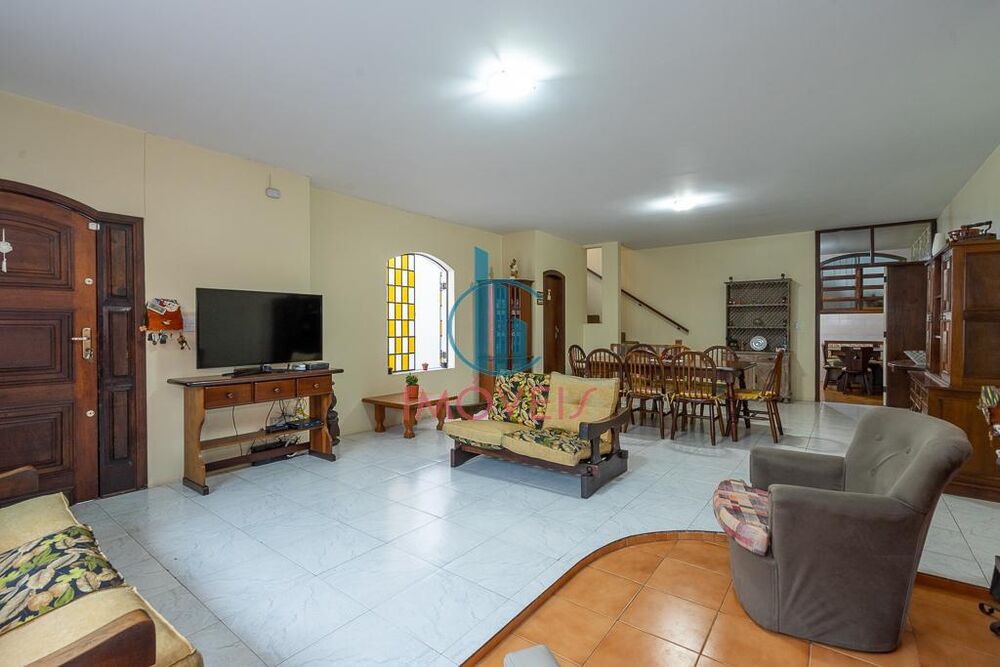 Casa, 3 quartos, 194 m² - Foto 2