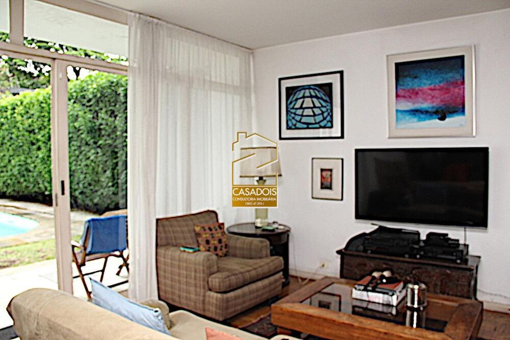 Casa, 4 quartos, 351 m² - Foto 1