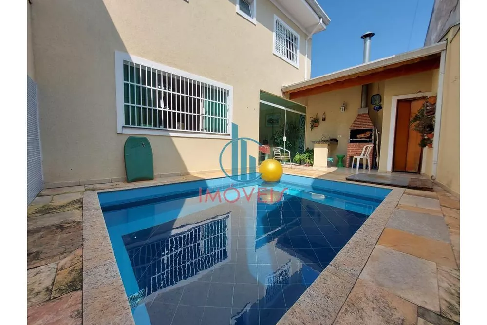 Casa, 4 quartos, 274 m² - Foto 1