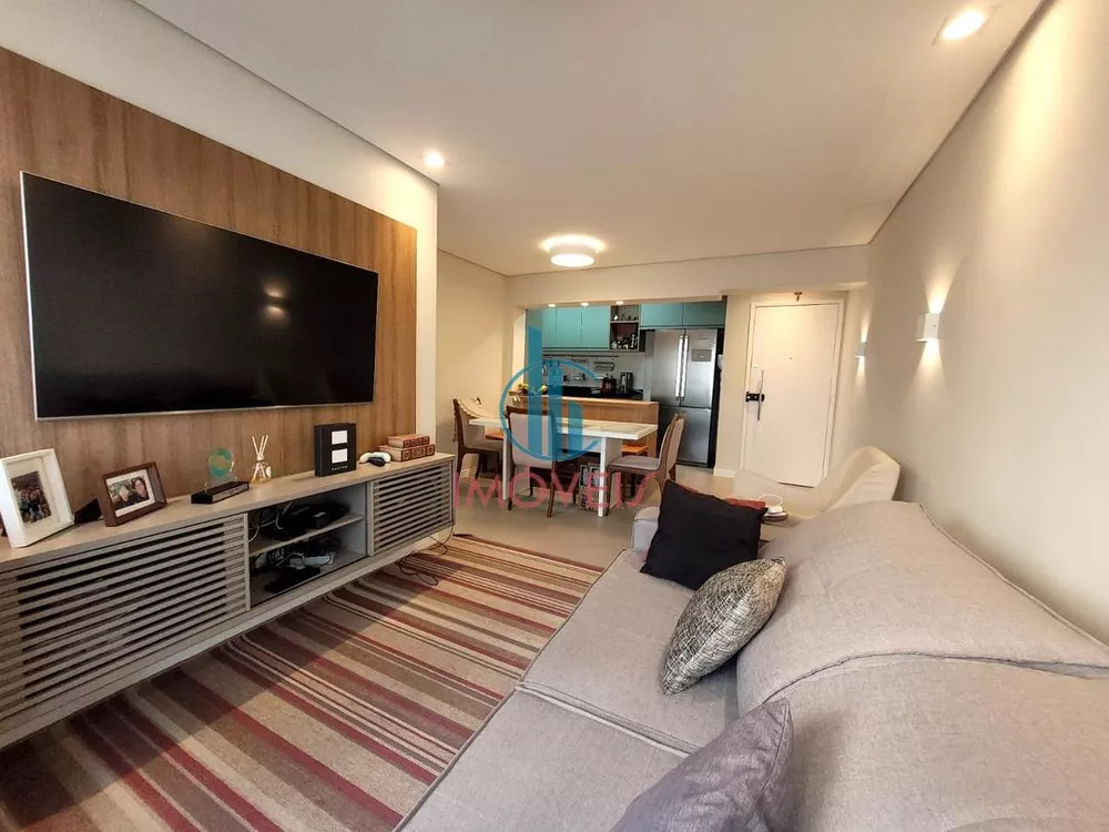 Apartamento à venda com 3 quartos, 80m² - Foto 1