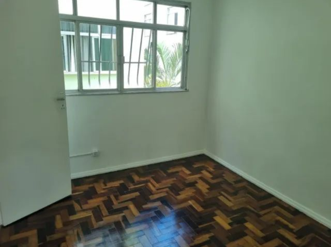 Apartamento à venda com 3 quartos, 72m² - Foto 4