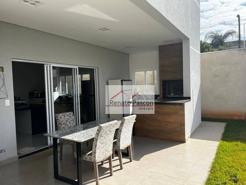 Sobrado, 3 quartos, 273 m² - Foto 1