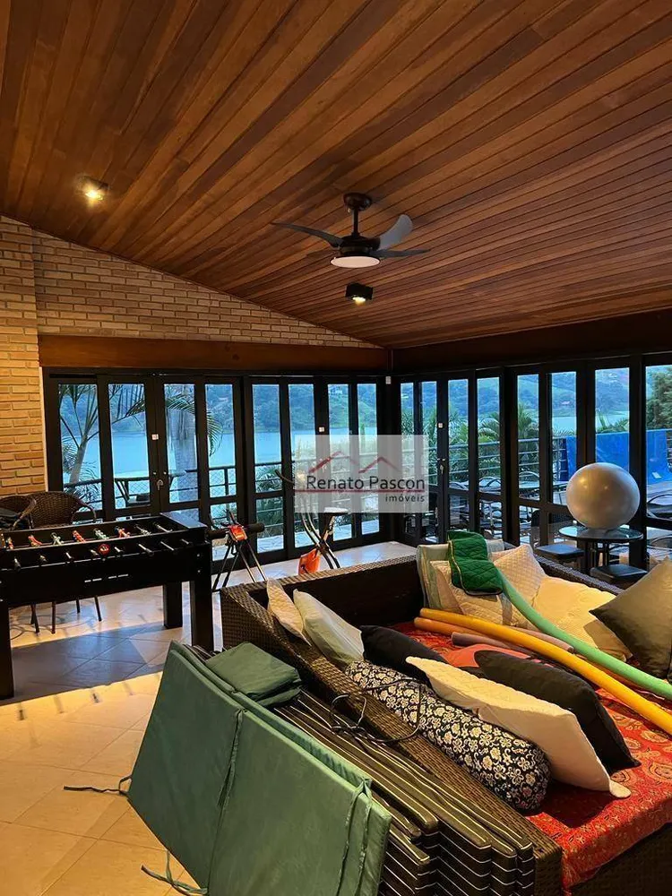Casa, 6 quartos, 700 m² - Foto 1