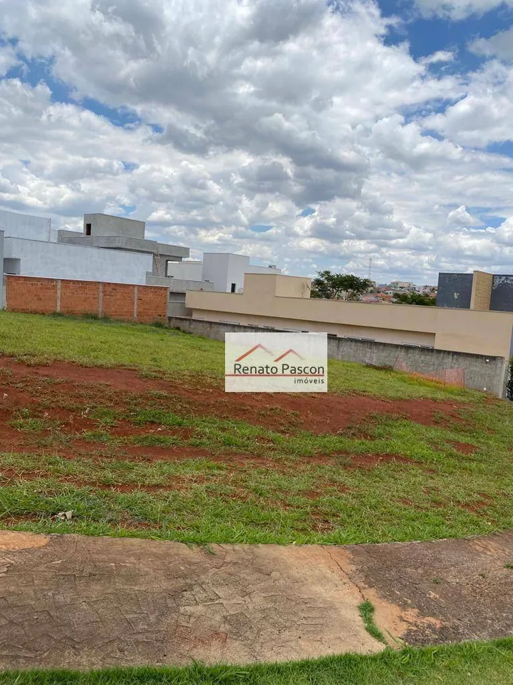 Loteamento e Condomínio, 324 m² - Foto 2