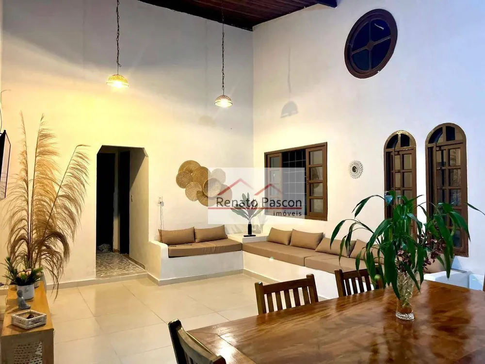 Casa, 3 quartos, 170 m² - Foto 1
