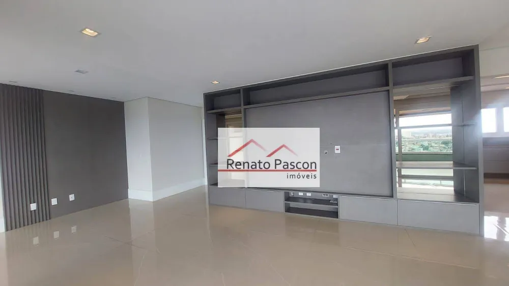 Apartamento, 3 quartos, 250 m² - Foto 2