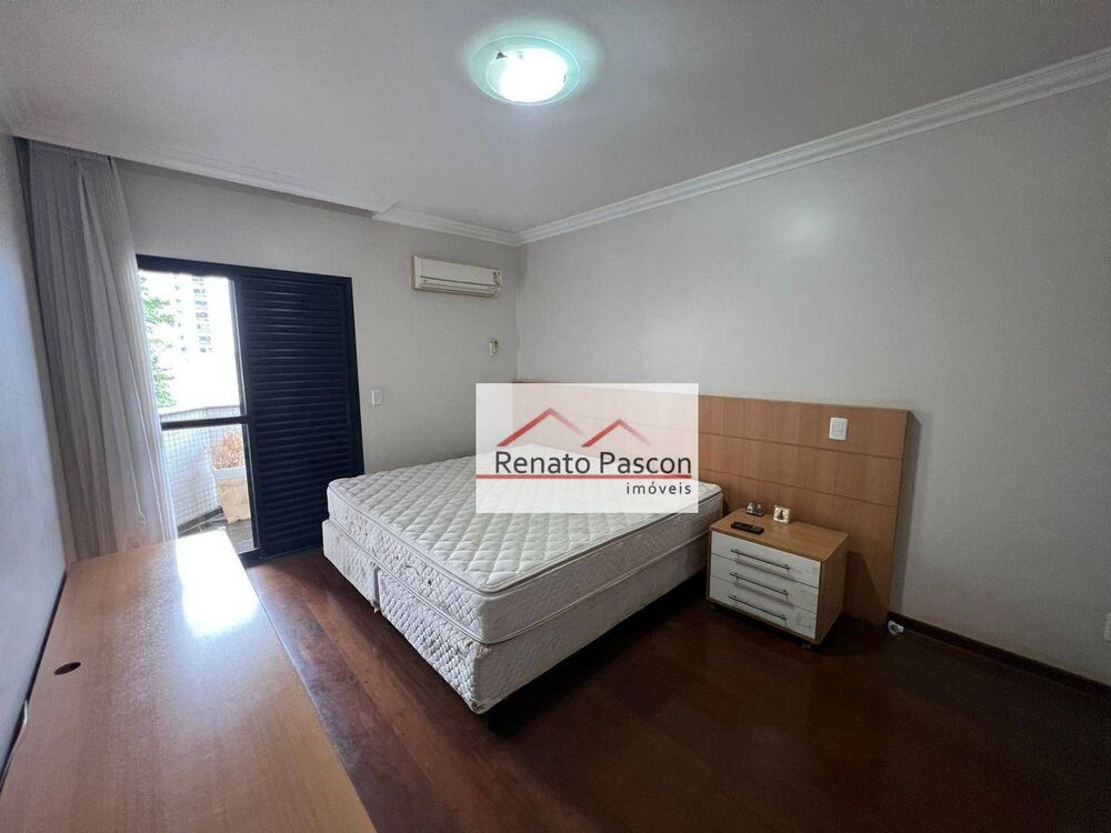 Apartamento, 3 quartos, 209 m² - Foto 2