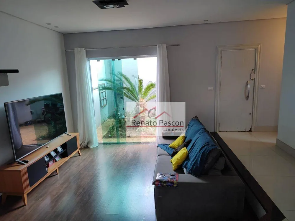 Casa, 3 quartos, 273 m² - Foto 4