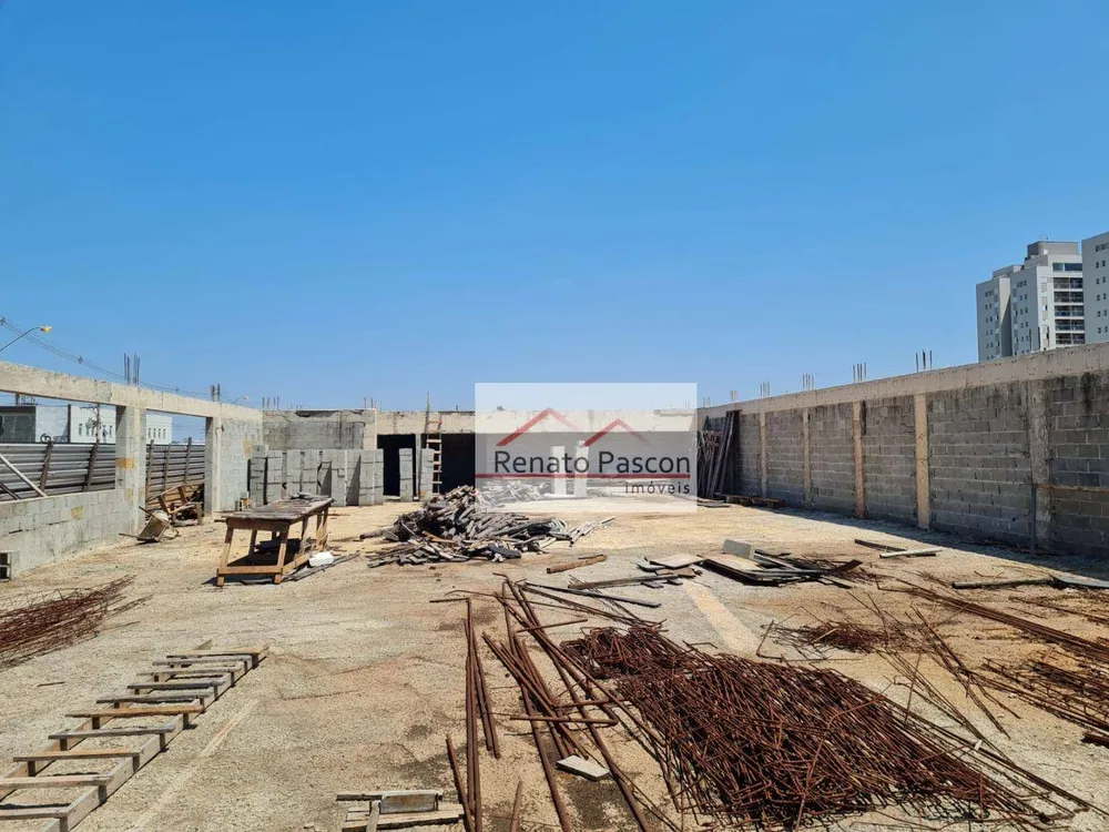 Loja-Salão, 1572 m² - Foto 2
