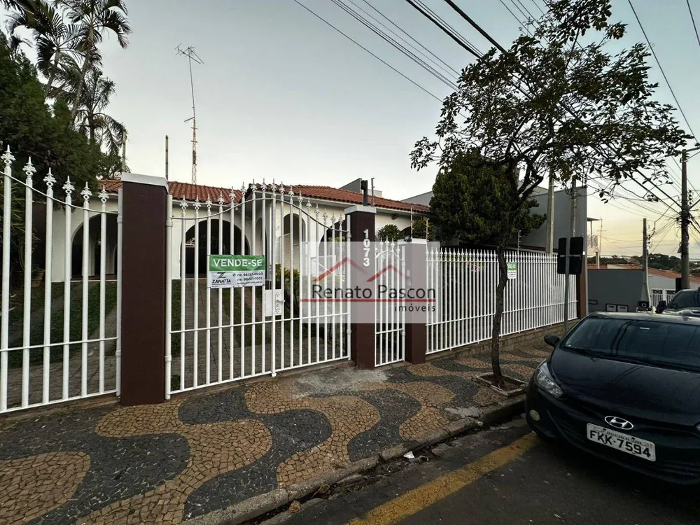 Casa, 3 quartos, 430 m² - Foto 2
