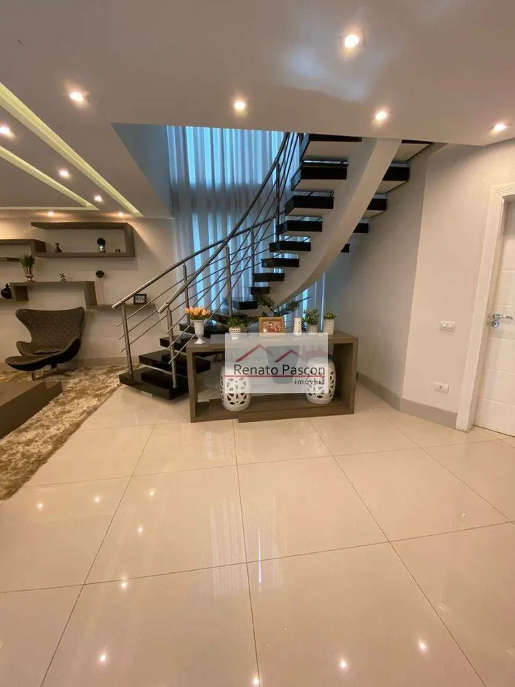 Sobrado, 3 quartos, 552 m² - Foto 2