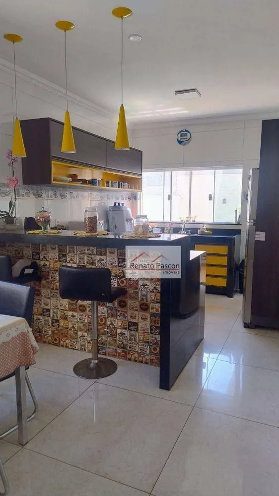 Casa, 5 quartos, 280 m² - Foto 1